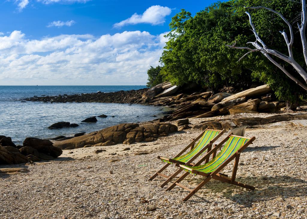 Larissa Samed Resor Koh Samet